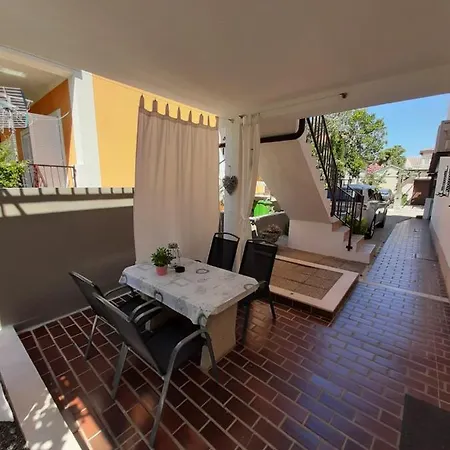 Ferienwohnung Riva Sea View Novigrad Istria Exterior foto