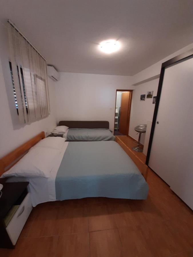 Riva Sea View Apartment *